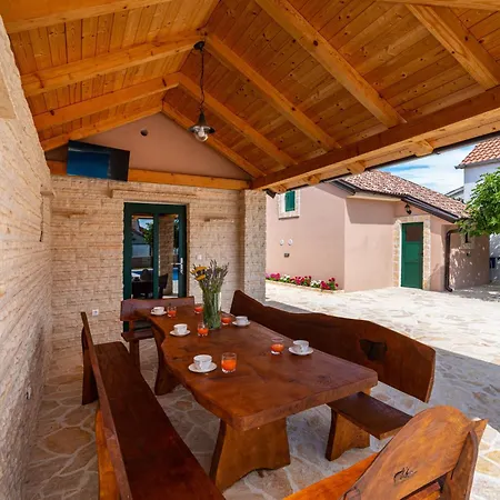 Simic By Interhome Holiday home Dusic